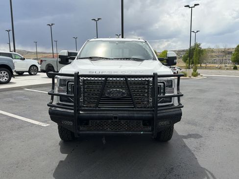 Certified 2021 Ford F350 Lariat w/ Lariat Ultimate Package AWD/4WD image 4