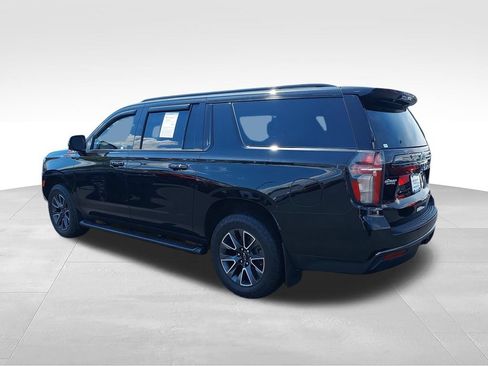 Used 2021 Chevrolet Suburban Z71 w/ Z71 Signature Package AWD/4WD image 6