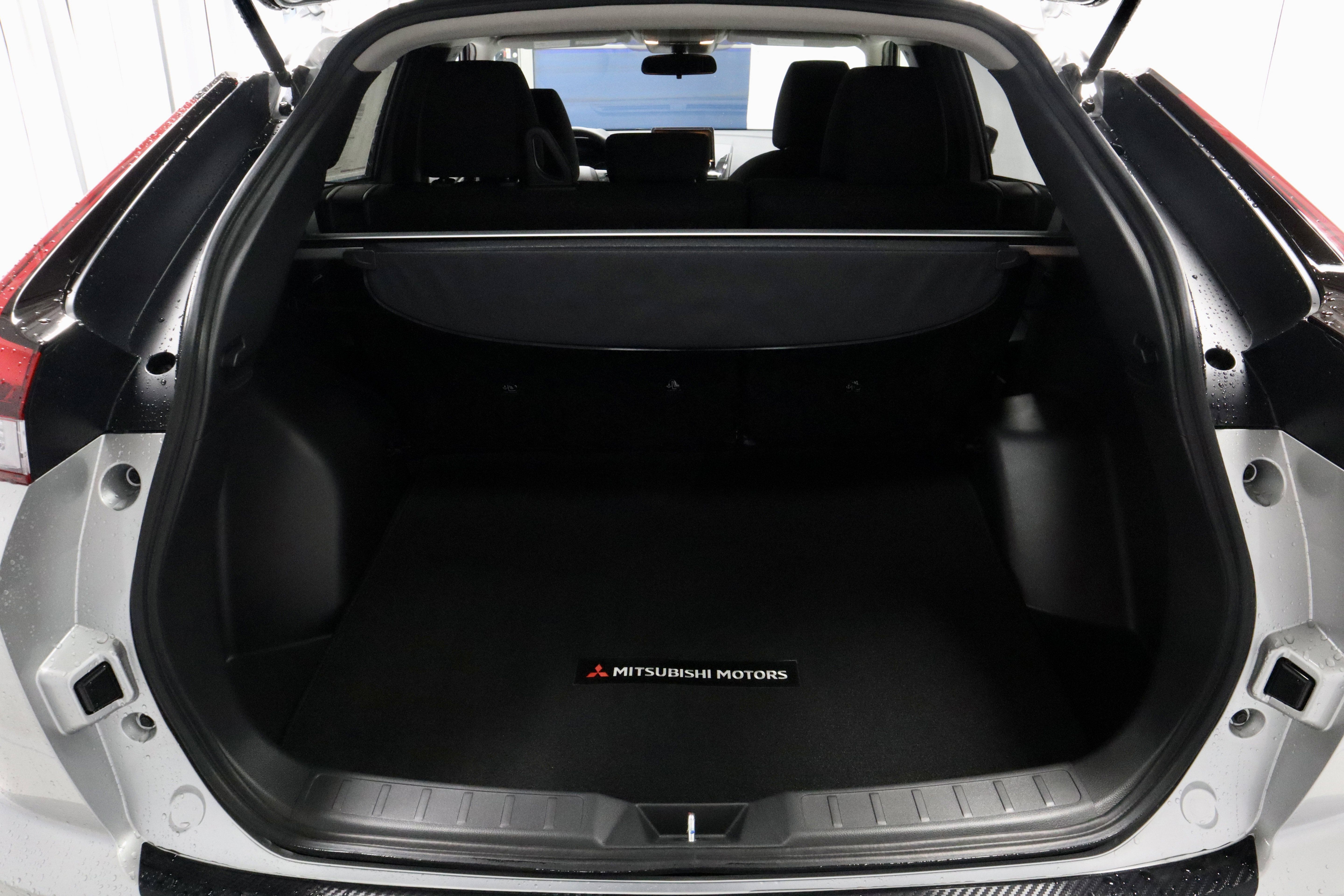 New 2026 Mitsubishi Eclipse Cross LE AWD/4WD image 13