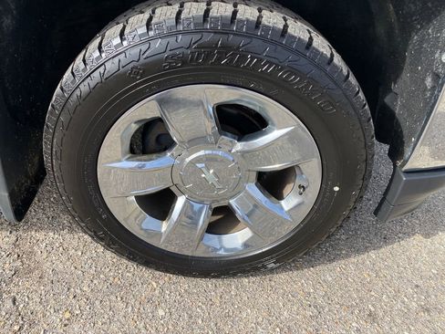 Used 2018 Chevrolet Silverado 1500 LTZ w/ Sport Package AWD/4WD image 30