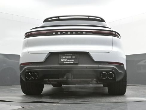 Used 2026 Porsche Cayenne Coupe AWD/4WD image 38