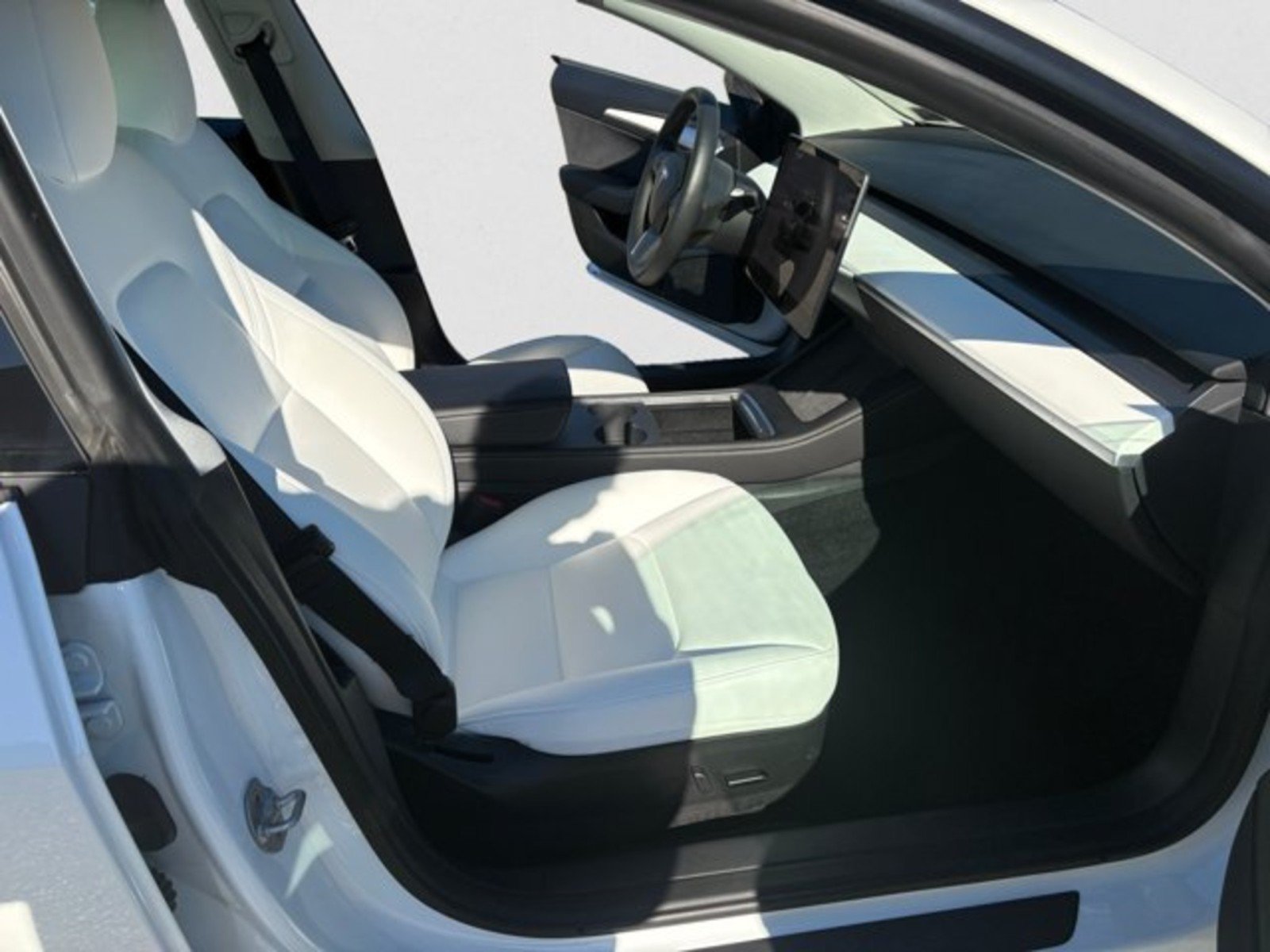 Used 2023 Tesla Model 3 Standard Range RWD image 20