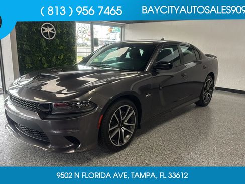 Used 2023 Dodge Charger R/T RWD image 1