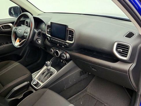 Used 2023 Hyundai Venue SEL FWD image 25