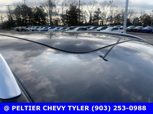 Used 2015 Audi Q3 2.0T Prestige w/ Prestige Package image 11