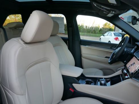 New 2026 Jeep Grand Cherokee Limited image 11