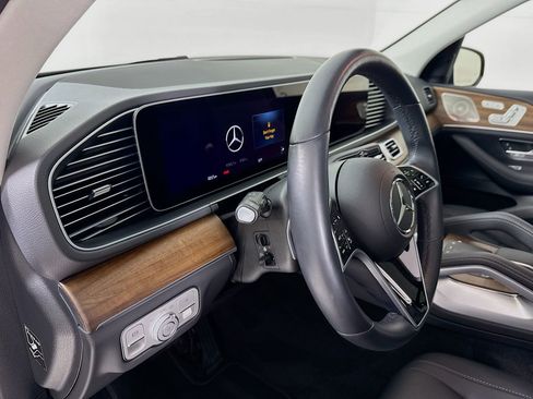 Certified 2025 Mercedes-Benz GLE 350 4MATIC image 10