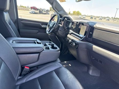 Certified 2025 GMC Sierra 1500 SLT AWD/4WD image 33