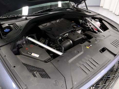 Used 2026 Genesis GV70 2.5T AWD/4WD image 16