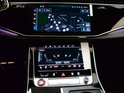 New 2026 Audi RS Q8 performance image 27