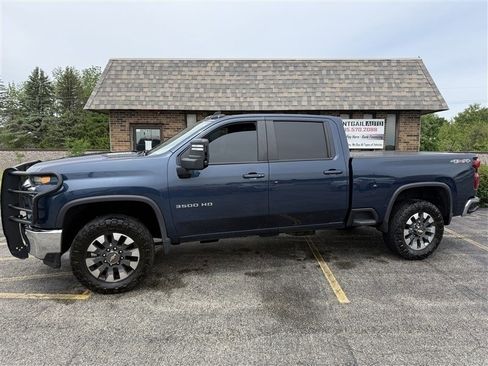 Used 2021 Chevrolet Silverado 3500 LT w/ All Star Edition AWD/4WD image 1