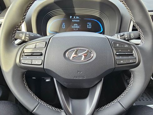 Used 2026 Hyundai Venue SEL image 20