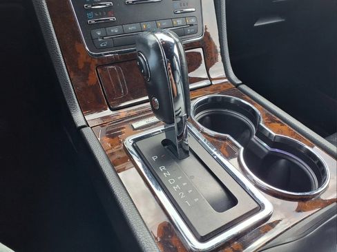 Used 2015 Lincoln Navigator L 2WD image 19