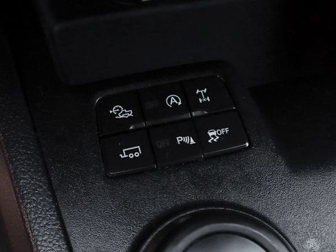 Used 2022 Ford Ranger Lariat w/ Tremor Off-Road Package AWD/4WD image 40