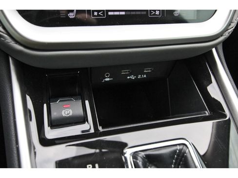 Certified 2022 Subaru Legacy Premium image 23