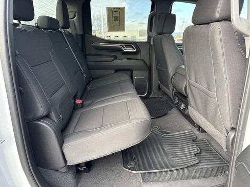 Used 2024 Chevrolet Silverado 1500 LT image 20