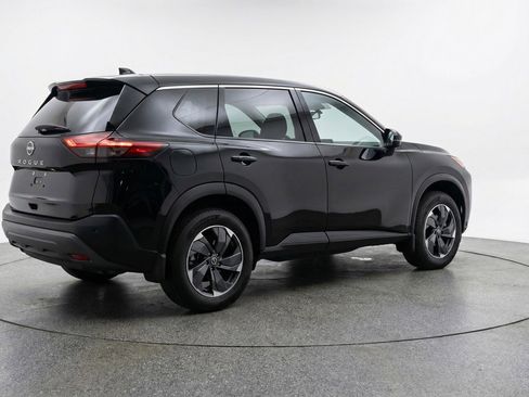 Used 2025 Nissan Rogue SV AWD/4WD image 9