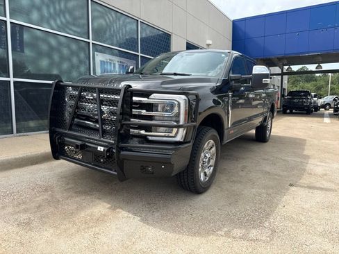 Used 2025 Ford F250 King Ranch w/ Chrome Package AWD/4WD image 4