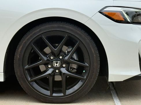 Used 2025 Honda Civic Sport image 5
