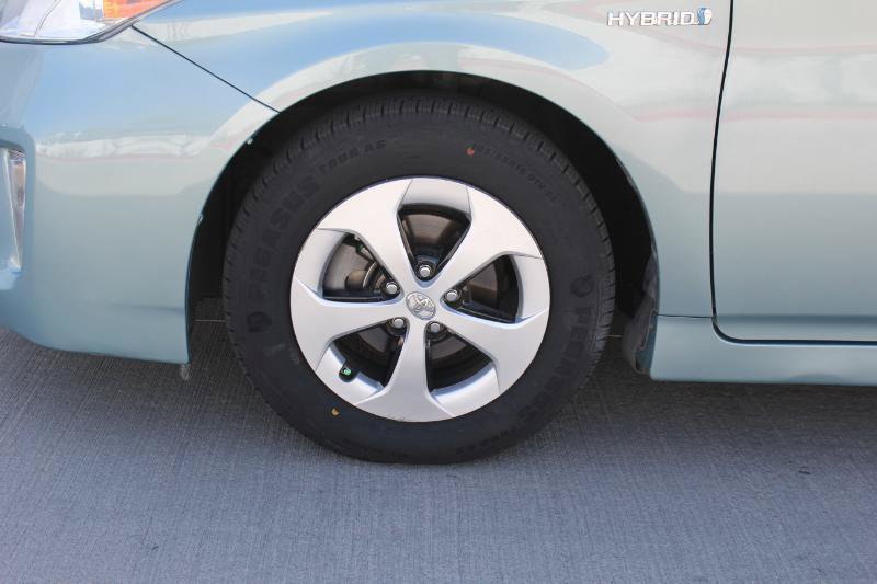 Used 2015 Toyota Prius Two FWD image 32