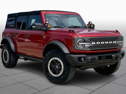 Used 2022 Ford Bronco Badlands w/ Sasquatch Package image 3