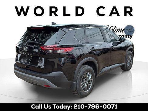 Used 2023 Nissan Rogue S FWD image 5