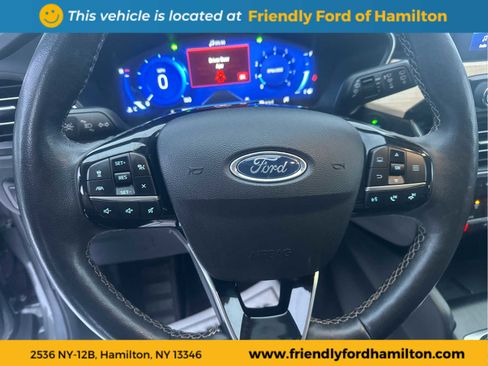 Used 2022 Ford Escape Titanium w/ Titanium Elite Package image 25