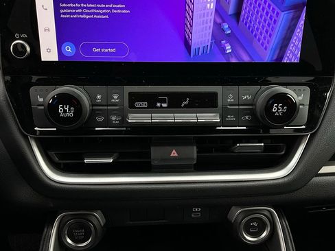 Used 2025 Toyota Grand Highlander XLE image 30