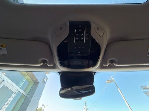 Used 2022 Maserati Levante Modena AWD/4WD image 13