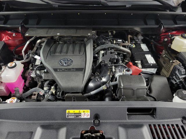 Used 2024 Toyota Highlander Platinum FWD image 13