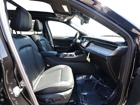 New 2026 Jeep Cherokee Limited AWD/4WD image 18