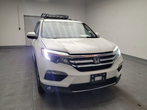 Used 2018 Honda Pilot Elite image 14
