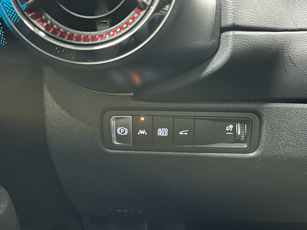 Used 2024 Chevrolet Equinox EV RS FWD image 31