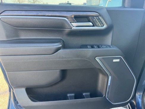 Used 2023 Chevrolet Silverado 1500 LTZ AWD/4WD image 11