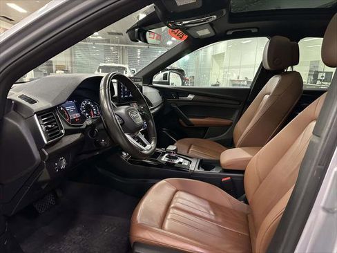 Used 2023 Audi Q5 2.0T Premium w/ Convenience Package image 14