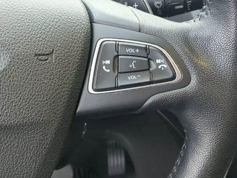 Used 2018 Ford Escape Titanium image 28