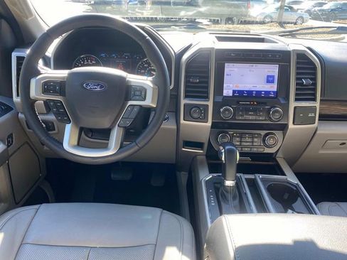 Used 2020 Ford F150 Lariat image 8