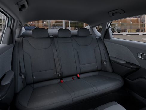 New 2026 Kia K4 LXS image 16