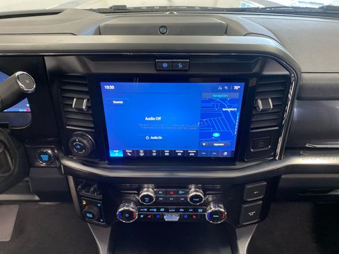 New 2026 Ford F250 Lariat w/ Black Appearance Package AWD/4WD image 31