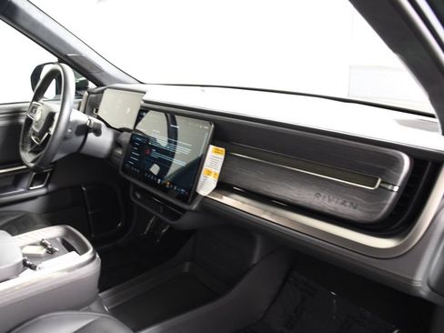 Used 2023 Rivian R1S Adventure AWD/4WD image 19