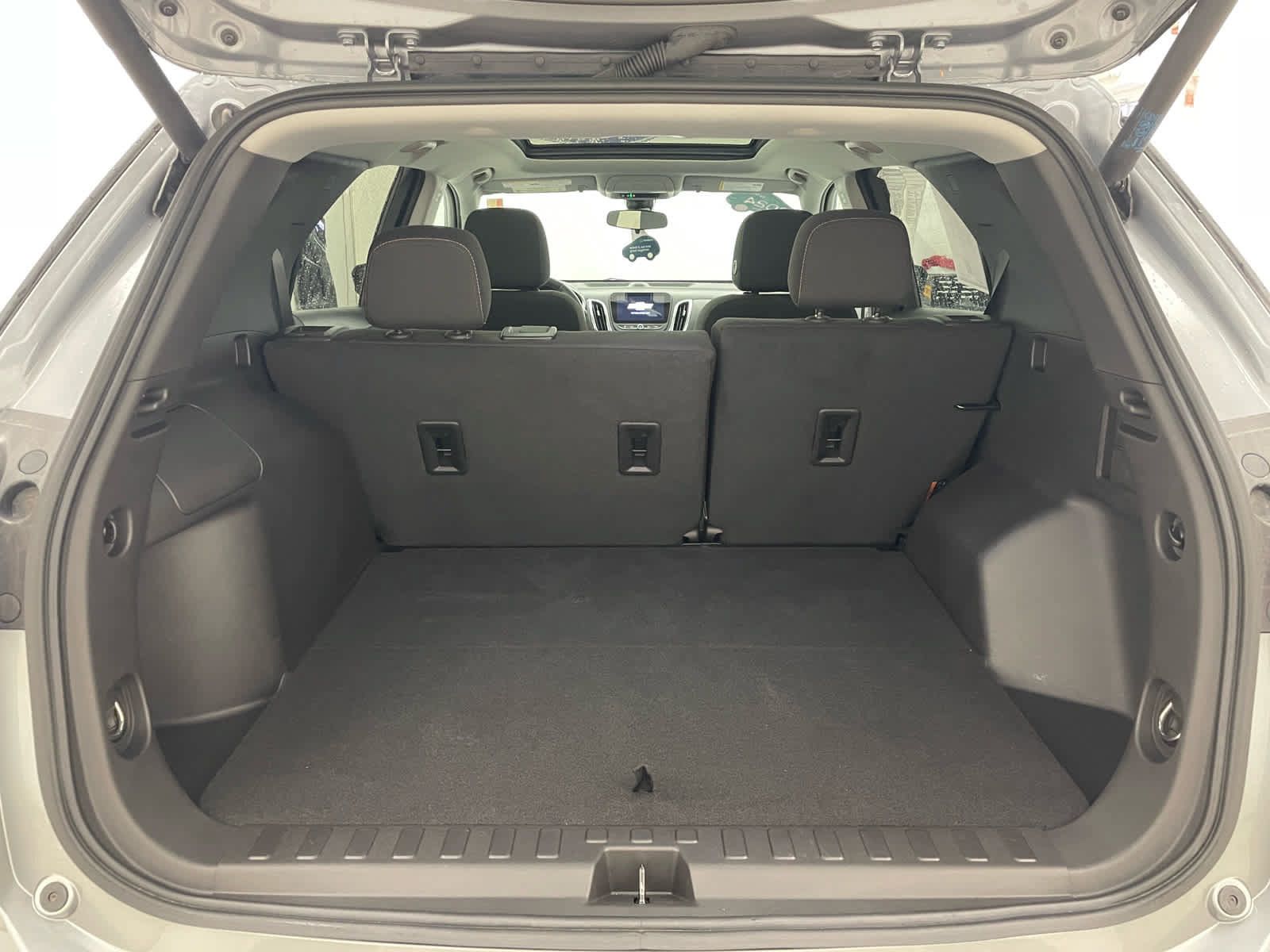 Used 2024 Chevrolet Equinox LT AWD/4WD image 15