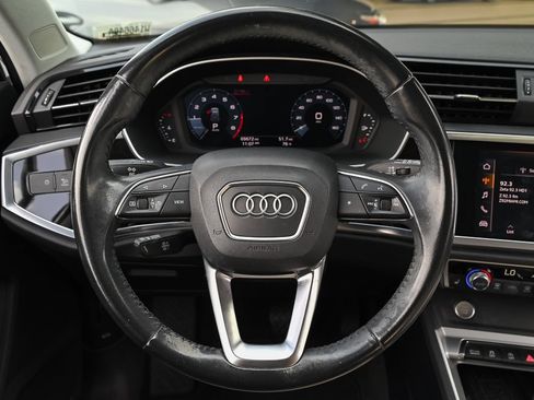 Used 2019 Audi Q3 2.0T Premium Plus w/ Premium Plus Package AWD/4WD image 14