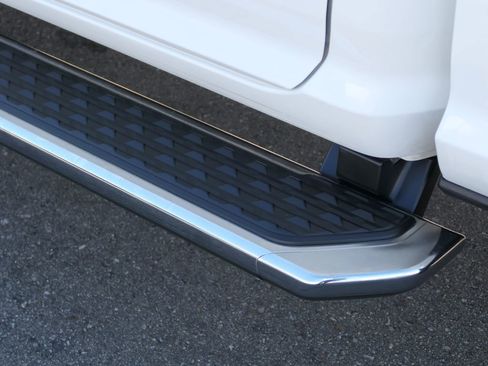 Used 2023 RAM 2500 Laramie image 11