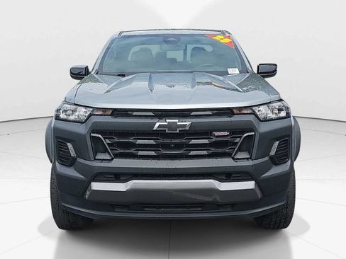 Used 2023 Chevrolet Colorado Trail Boss w/ Technology Package AWD/4WD image 10
