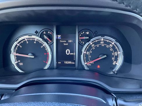 Used 2023 Toyota 4Runner TRD Off-Road image 26