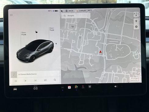 Used 2021 Tesla Model 3 Standard Range Plus image 5