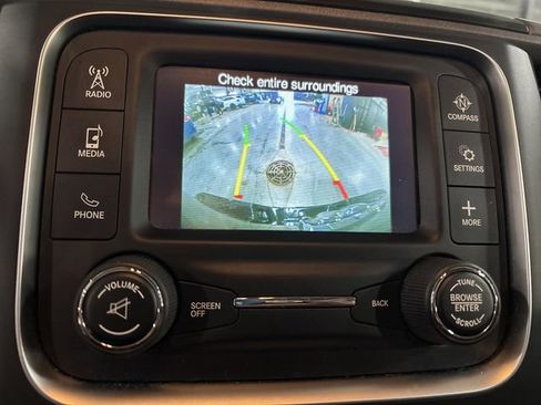 Used 2018 RAM 1500 Express w/ Express Value Package image 9