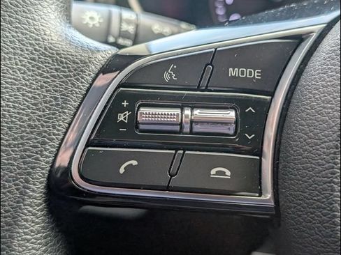 Used 2019 Kia Forte LXS FWD image 17