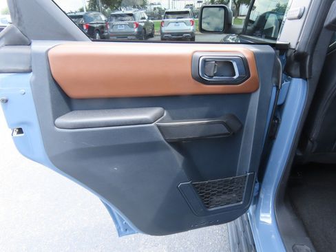 Used 2024 Ford Bronco Outer Banks AWD/4WD image 16