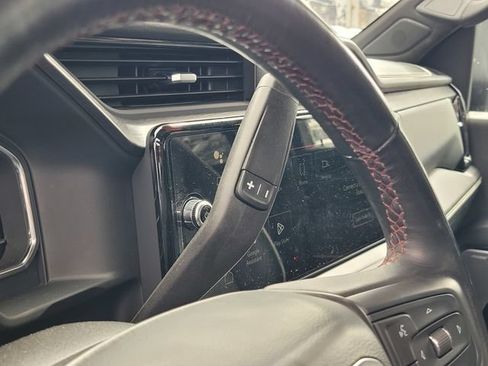 Used 2024 GMC Sierra 2500 AT4X AWD/4WD image 15